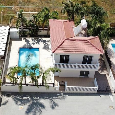 Villa Agnes Айя Напа Екстериор снимка