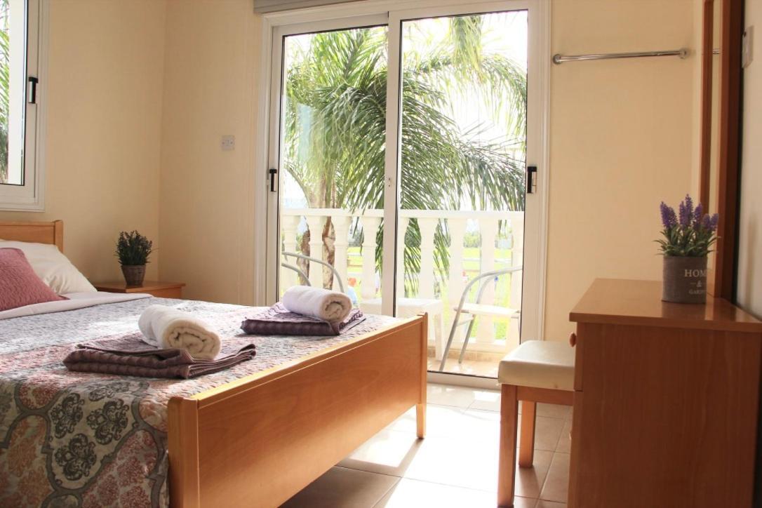Villa Agnes Айя Напа Екстериор снимка