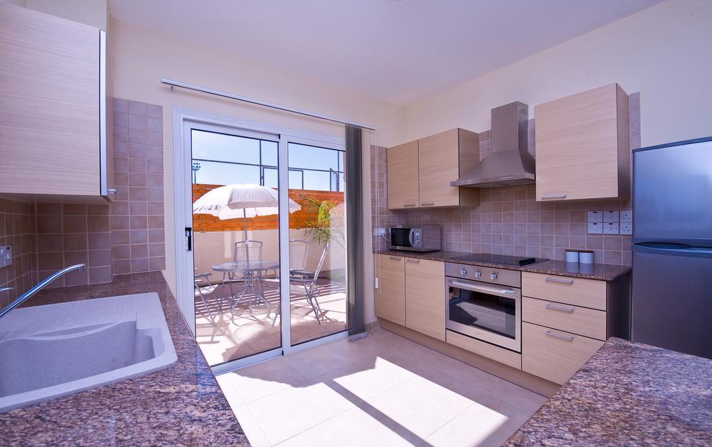 Villa Agnes Айя Напа Екстериор снимка